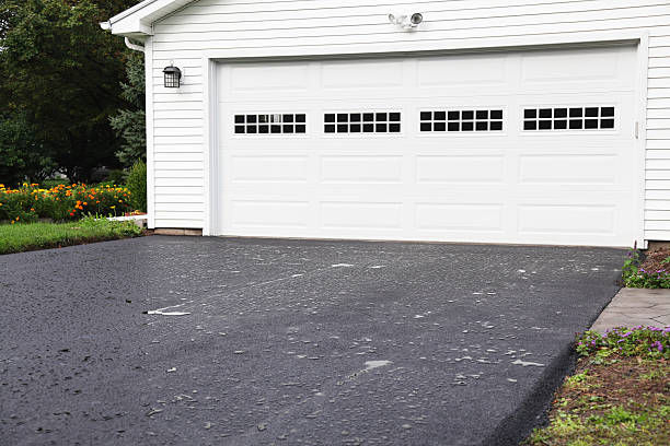 Affordable siding repair and maintenance services in Deridder, LA